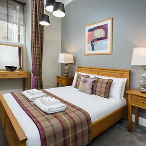 Old Town - Nicolson Aparthotel