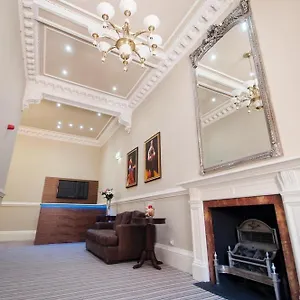 Palmerston Aparthotel